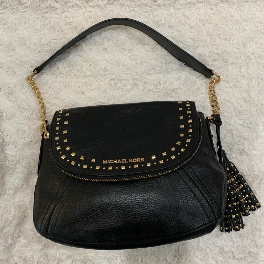 Michael Kors Leather Satchel • Crossbody